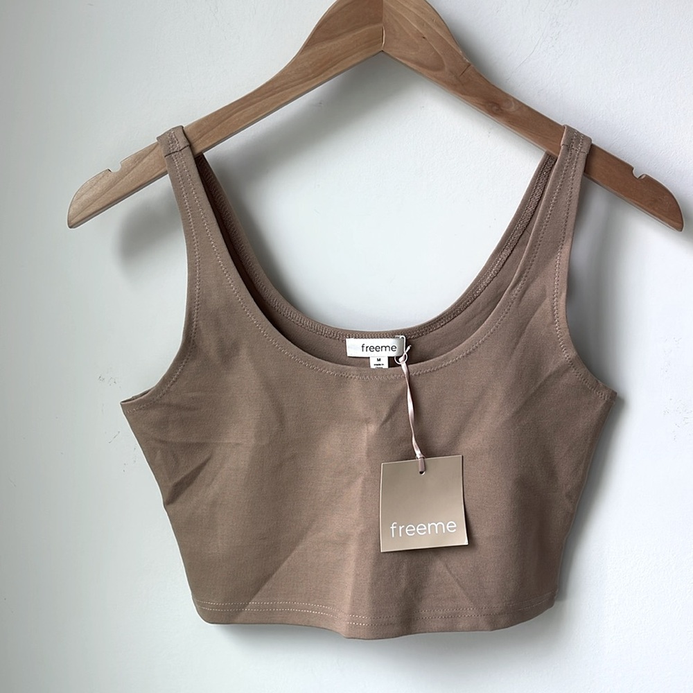 NWT freeme Ponte Crop Top Taupe Tan Stretch Festival, Date Night Vacation Size M